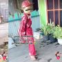 Viral Video Pelajar ke Sekolah Pakai Sendal, Warganet Langsung Urunan Termasuk Tiara Andini