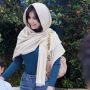 8 Potret Maria Vania Tampil dengan Pakaian Tertutup, Cantiknya Makin Kelihatan saat Menggunakan Kerudung