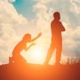 4 Tips agar Tidak Kecanduan dalam Asmara, Hindari Jadi Budak Cinta!