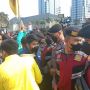 Demo saat Jokowi Ultah ke-61 Tahun, Massa Mahasiswa Dicegat Polisi, Dilarang Dekati Istana