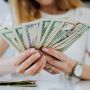Baru Dapat Kerja? Ini 5 Tips Atur Keuangan, Jangan Boros dan Coba Sekarang!