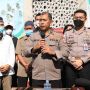 Jelang HUT Bhayangkara Ke-76, Polri Bagi-bagi Sembako Ke Anak Yatim Hingga Buruh