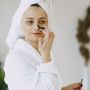 Atasi Kulit Wajah Kering dengan 5 Tips Berikut ini