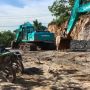 7 Pekerja dan 2 Alat Berat Diamankan Polisi dari Lokasi Tambang Desa Santan Ulu Kutai Kartanegara