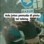 Duh, Diduga Rebutan Lahan Parkir, Dua Pria Saling Baku Hantam di Pinggir Jalan