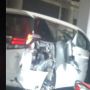 Diduga Parkir Sembarangan, Kondisi Toyota Alphard Bikin Ngilu: Robek Sisi Kanan hingga Tak Berbentuk