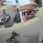 Detik-Detik Wanita di Tangerang Dijambret Hingga Terjatuh dari Motor