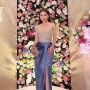 Tampil Elegan di Young On Top National Conference, Intip Detail OOTD Prilly Latuconsina