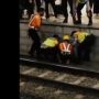 Ada Teriakan Histeris, Video Menegangkan Wanita Jatuh dari Peron saat KRL Melintas