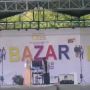Cewek Ini Duet "Tak Ingin Usai" di Acara Bazar, Warganet: Kok Aku yang Malu