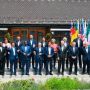 Foto Bareng di KTT G7, Jokowi Diapit PM Jerman Olaf Scholz dan Presiden AS Joe Biden