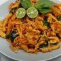 Resep Ayam Suwir Pedas Kemangi, Bumbu Meresap Rasanya Mantap