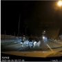 Apes! Klaksoni Para Pelaku Balap Liar, Mobil Ini Malah Kena Lempar Batu