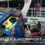 Kapal Terhempas Gelombang Tinggi di Selat Bali, Pikap Tergenjet Truk