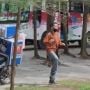 Ikut Senam Anak-Anak, Aksi Bapak-Bapak Ini Buat Warganet Terenyuh