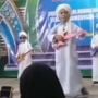 Viral Santri Cilik Tirukan Aksi Panggung Rhoma Irama, Publik Kasih Pujian: Ini Bagus daripada Joget Pargoy