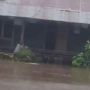 Banjir Terjang Sumba Timur, Puluhan Rumah Terendam, Warga Mengungsi ke Gereja