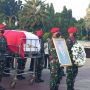 Sejumlah Tokoh - Pejabat Hadiri Prosesi Pemakaman Tjahjo Kumolo di TMP Kalibata
