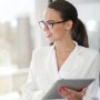 Dari Pemula Jadi Profesional: Tips Wanita Sukses Dalam Dunia Kerja