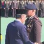 Bertugas Tanpa Cacat, Tiga Anggota Polri Diberikan Bintang Bhayangkara Nararya oleh Jokowi