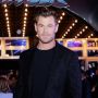Chris Hemsworth Ungkap Istri dan Keluarga Anggap Tubuhnya Terlalu Kekar