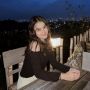 Esta Pramanita Pilih Main Sinetron Ketimbang Film Meski Menyita Waktu