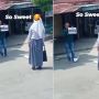 Berkacamata Hitam, Pria Nyatakan Cinta Pakai Kertas Cetak Bilang 'I Love You', Publik Malah Geli