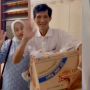 Ibu Kos Baik Hati, Bagi-bagi Camilan Saat Anak Kosnya Lagi UAS