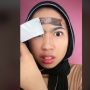 Coba Produk Tato Alis, Endingnya Malah Bikin Ngakak