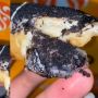 Viral Temuan Pecahan Kaca Terbalut Bubuk Cokelat di Produk Donat, Tanggapan Diduga dari J.CO Jadi Sorotan Warganet