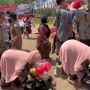 Momen Haru Anak Dilantik Jadi Polisi Sujud ke Kaki Ibu, Publik Salfok Kejadian Nyesek Lain di Belakang