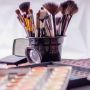 Hindari 10 Kesalahan Makeup bagi Pemula, Supaya Riasan Lebih Natural Anti Dempul
