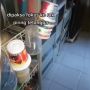 Lagi Bertamu, Pria Ini Diam-diam Rekam Dapur dan Nyinyiri Isi Rak Piring Tetangga: Dipaksa Fokus