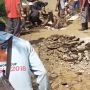 Sering Terjadi Kecelakaan, Warga di Pagar Alam Gotong Royong Perbaiki Jalan