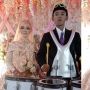 Ikut Ekskul Marching Band, Pengantin Ini Unjuk Bakat Saat Pernikahan