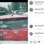 Gabut Macet Pengendara Ini Bikin Cerpen Kehidupan Pemilik Mobil di Depannya