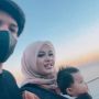 Pertama Kali Ajak Ameena Long Trip ke Luar Negeri, 5 Potret Aurel Hermansyah Berangkat ke Italia