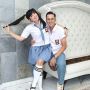 Dinner Romantis Bareng Suami, Gaya Ussy Sulistiawaty Hot Mama Banget