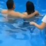 Video Viral istri Jambak Sosok Berambut Panjang yang Berendam di Kolam Bareng Suami, Plot Twist!