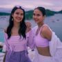 Dua Model Profesional Beraksi di Citayam Fashion Week: Fashion Show Paling Ramai Sepanjang Sejarah Aku