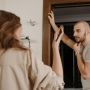 5 Cara Mendeteksi Pasangan Selingkuh, No 4 Harus Membuatmu Waspada