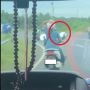 Heboh Pemotor Honda PCX Jadi Sorotan saat Melintas di Jalan, Penggunaan Spion Berukuran Tak Masuk Akal Sebabnya