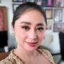 4 Gaya Seleb Hadiri Nikahan Keponakan, Ada Tamara Bleszynski dan Dewi Perssik