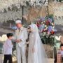 Bikin Terharu, Pasangan Pengantin Ini Undang Anak Yatim ke Pernikahan