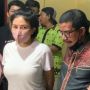 Nikita Mirzani Dibebaskan Karena Rawat Anak, Publik Bandingkan Nasib Ibu Bawa Bayi Menyusu ke Bui: Keadilan Bagi Siapa?