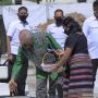 Ziarah ke TMP Kupang, Ramos Horta Doa di Makam Mantan Gubernur Timor Timur Periode 1992-1999