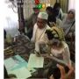 Viral Video Akad Nikah Pasutri, Sosok Penghulu Masih Muda Bikin Salfok Mata