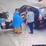 Modus Tanya Masjid, Nenek-nenek Dirampok usai Diajak Masuk ke Mobil, Emasnya Raib