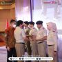 Penampakan Seragam Baru PNS Kementerian ATR/BPN dengan Topi Baret dan Tongkat Komando, Publik: Ladusing Lokal Kah?
