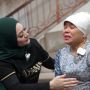 Oma Gala Menangis Saat Live TikTok, Nathalie Holscher Pasang Badan dan Minta Warganet Jangan Kurang Ajar